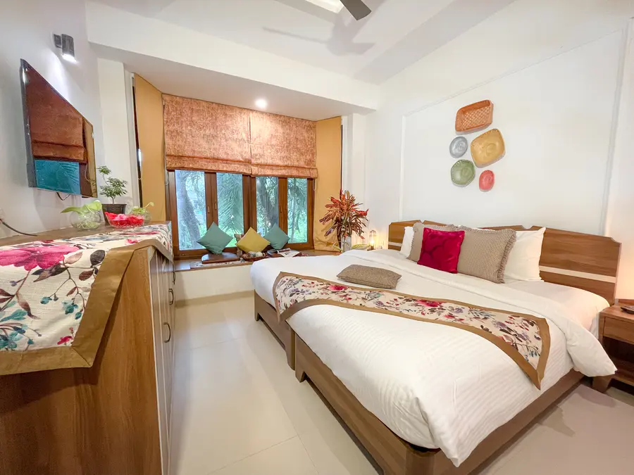 Acron Waterfront Penthouse Suite