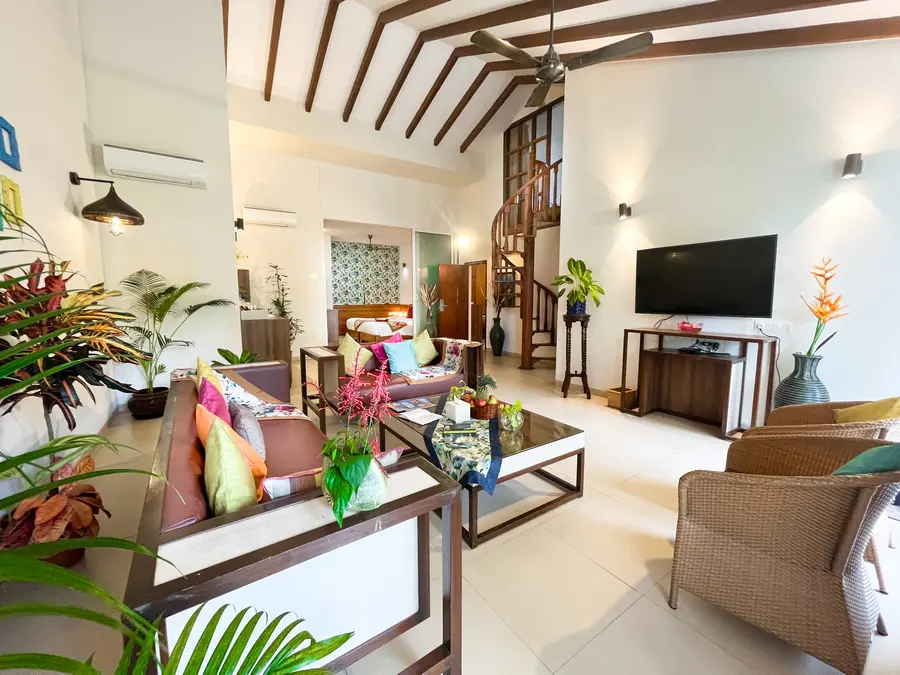 Acron Waterfront Penthouse Suite