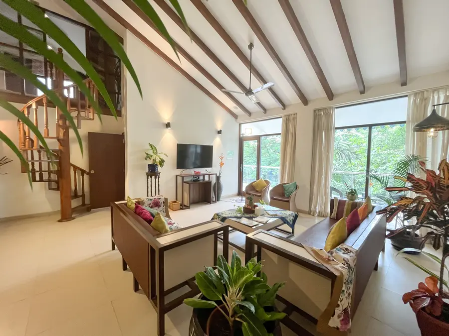 Acron Waterfront Penthouse Suite