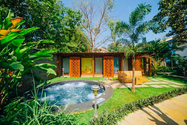 Jacuzzi Pool at Acron Waterfront Resort